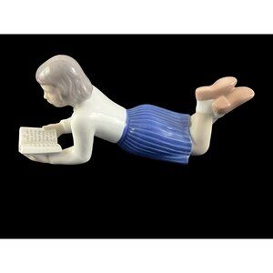 Bing Grondahl B&G "Girl Reading Book" #2304 Royal Copenhagen Figurine Demark